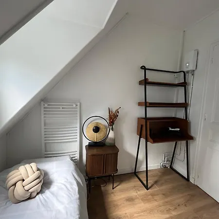 Petites Chambres Renovees 2024 17e